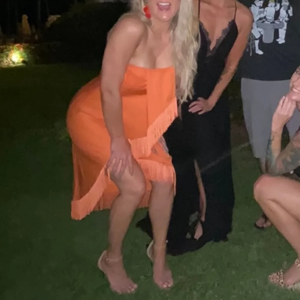 PrettyLittleThing Orange Fringed Strapless Midi Dress Size 4